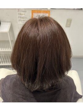 エラシースポット 宮交シティ店(eracy spot) 明るめのピンクカラー