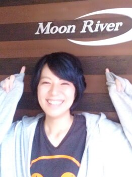 ムーンリバー 菱屋西店(Moon River)の写真/近鉄長瀬5分★近畿大学スグ！MoonRiverのショートで小顔魅せ♪ばっさりイメチェンもメンテナンスもお任せ◎