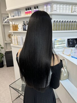 ペレ 栄 アネックス(PELE栄ANNEX) 韓国 くびれロング レイヤー ワンホンヘア 小顔前髪