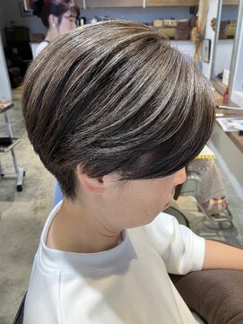 ナルヘアー 越谷(Nalu hair) 白髪ぼかしハイライトカラー/before→after