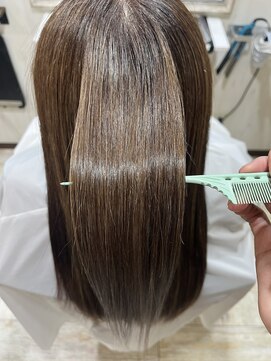 ティアラ 桜木町(TIARA) 酸性ストレート＋トリートメント