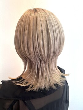 ヘアーアンドアイラッシュ ビス 下曽根店(Bis!) ウルフマッシュ