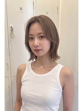 トレ(tre.) 小顔見えサイド分けボブ
