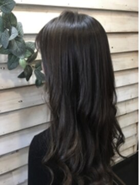 ヘッド トゥ ヘッド(head to head) アッシュ×グレー