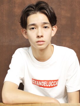 シアンデルカ(CYANDELUCCA) 大人のセンターパート