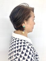 クオリス 上板橋店(QUALIS) 前下がり★ボブ/大人ボブ/グレイヘア/40代/50代/クール