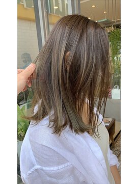 クルニエ(crenier) crenierで作るピスタチオグレージュ●