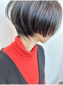 2023年王道ショートボブ前下がり耳かけ