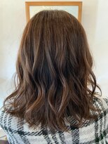 ネウィサリュー 立川(newi saLyu)&nbsp;大人ミディ無造作パーマイメチェン似合わせカットレッドブラウン