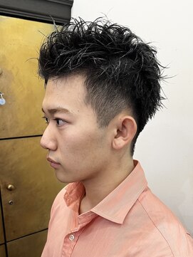 ヘアーアイスカルテット(HAIR ICI QUARTET) 20代30代40代メンズアップバング清潔感爽やかビジカジ