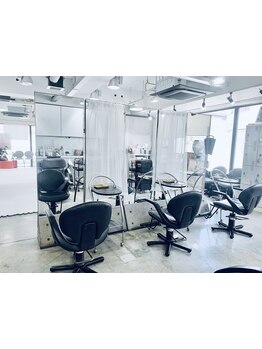 ≪落ち着いた雰囲気のプライベートサロン≫周りを気にせず、ゆったりとした癒しの時間をお過ごし下さい！