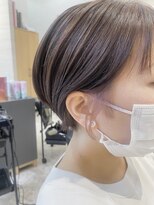 ウイバイファースト(u'i by first)&nbsp;≪お洒落なデザインカラー≫耳かけショート×インナーラベンダー