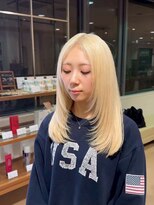 アウラ(AURA)&nbsp;盛岡駅ブロンドカラーハイトーンカラー抜きっぱなし