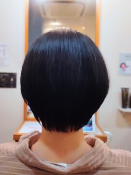 フリージア(freesia) 30代40代50代/大人ショートボブ/ショートレイヤー