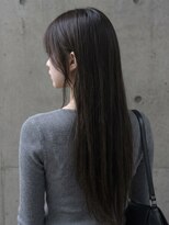 アイシー 関内(ICY)&nbsp;落ち着きながらも柔らかいオリーブベージュ