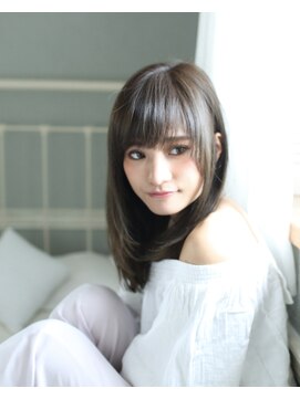 ネオリーブアイム 横浜西口店(Neolive aim) ピュアストレート、カーキグレージュカラー、スポンテニアス