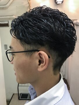 パティオンツー(PATIONN2) 癖を生かした刈り上げアップバングショートスタイル