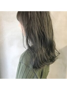 ミント(mint) 赤み除去、カーキグレー♪