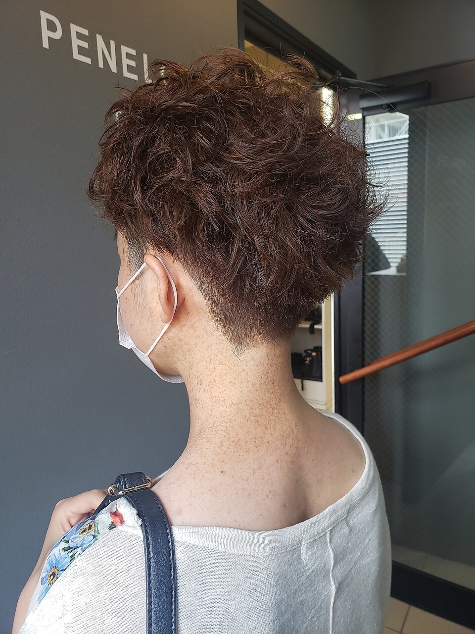 ヘアカタログ パッツン黒髪ボブ - BOB - HAIRCATALOG.JP／ヘアカタログ.JP
