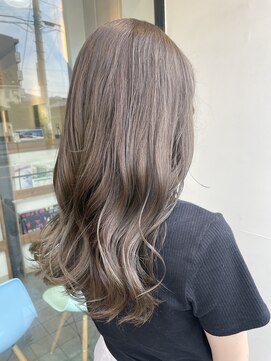 ザ ライト バイ アストレア(The Light by Astraea) アッシュベージュ