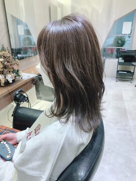 シェル 国分寺(shell) 揺れるミディアム☆外ハネくびれレイヤー