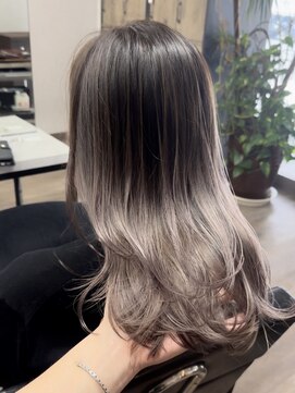 ヴィフ 大船(VIF) バレイヤージュ/ケアブリーチダブルカラー白髪ぼかし/脱白髪染め