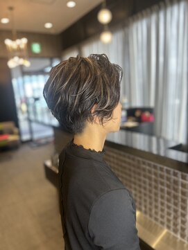 ミック ヘアアンドメイクアップ 直江津店(miq Hair&Make up) 刈り上げショート×ハイライト