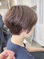 クローズ(cross-z)&nbsp;★くびレイヤーエモージュ斜めバング小顔愛されグレージュカラー