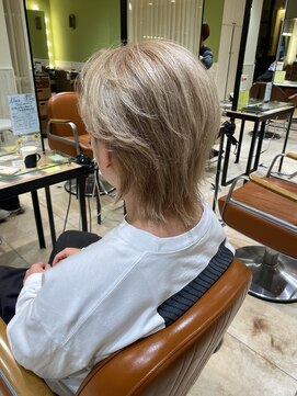 ネオリーブソラ 相模大野店(Neolive sola) メンズミルクティー/ウルフ