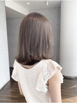 ザック ヴィ(ZACC vie) レイヤーカット/セミロング/艶カラー/学割U24