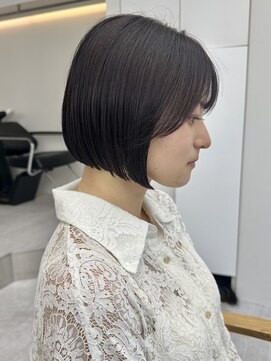 ビューナゴヤ 名駅(VIEW NAGOYA) 切りっぱなしボブ/ブルーブラック/ミニボブ/似合わせカット