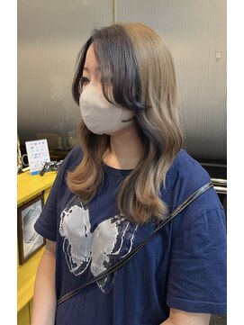 リン(Lin.) 【beige &black フェイスフレーミング】 山下 泰世