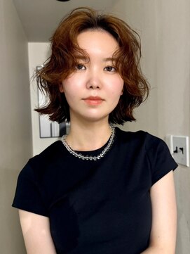 ナービス(NARVIS) ゆるカール/ミディアムボブ/センターパート