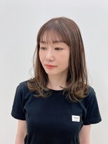 ビーヒアナウ N゜03 金沢駅西店(BE HERE NOW)&nbsp;ミディアムレイヤー×オリーブベージュ