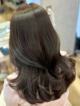 ロンド フィーユ(Lond fille) ◇オリーブグレー韓国風巻きレイヤーカットマロンベージュ銀座