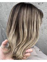 レブリイゼンコー イオンモール幕張新都心店(Reverie ZENKO) シャドールーツ