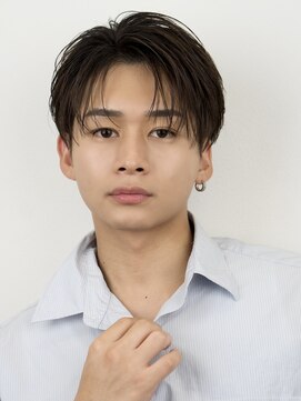 オーシャントーキョーオーバー 渋谷(OCEAN TOKYO OVER) 韓国マッシュセンターパートツーブロックフェザーパーマシャドウ