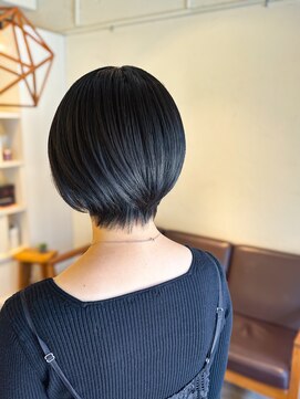 オアシス ヘア デザイン(OASIS) 大人美人ショートボブ × 丸みシルエット