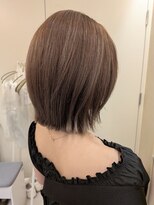 ブリス(VLISS)&nbsp;レイヤーカット 顔周りレイヤー 透明感 20代30代40代