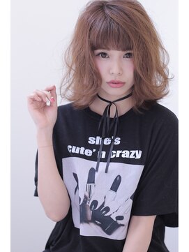 オウル(Owll) 大人可愛いミディアムウェーブ甘めバング☆[mignon]