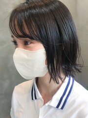 【ダークオリーブ】の切りっぱなしボブ/横浜髪質改善