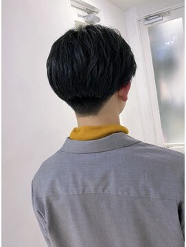 グランドライン(GRAND LINE) 《GRANDLINE友田千栄》黒髪ツーブロマッシュ men'shair