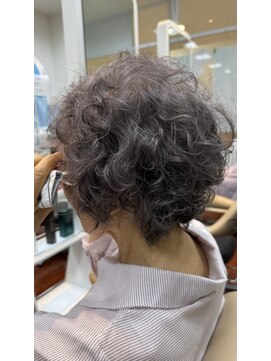 ラディシュ さがみ野(RADISH) ★くせ毛風カール20代30代40代◎