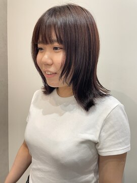 ロミバイリー(Romi by Lyee) 外ハネミディアム×レイヤー