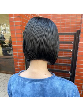 カウチ(Kauti) 切りっぱなしボブ