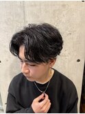 韓国毛流れセンターパート10代20代こなれ感フェザーパーマ眉毛