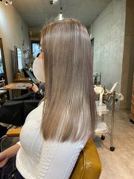 ソルトウォーター 南堀江(SALT WATER) ベージュ