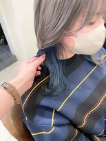 ネオリーブ チロル 横浜西口店(Neolive CiroL.)&nbsp;ホワイトシルバー×ブルー/インナーカラー/イメチェン【横浜】