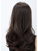 ３.そもそもの酸化によるダメージをさせないことでより艶髪を保ちます。