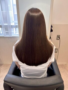 ネリネ 北千住駅東口学園通り前(Nerine) ニュアンスカラーグレーベージュ髪質改善